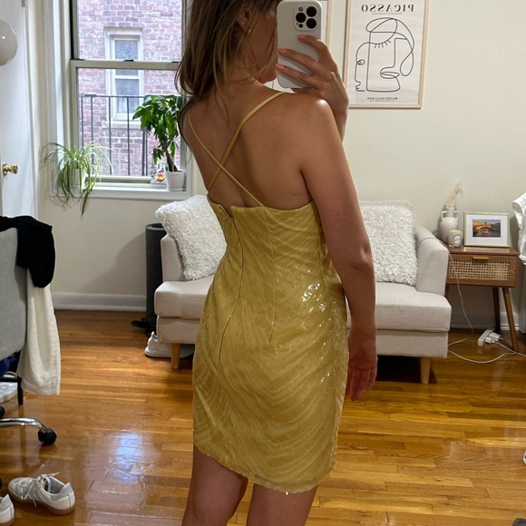 Gold sequin dress - Picture 4 of 4